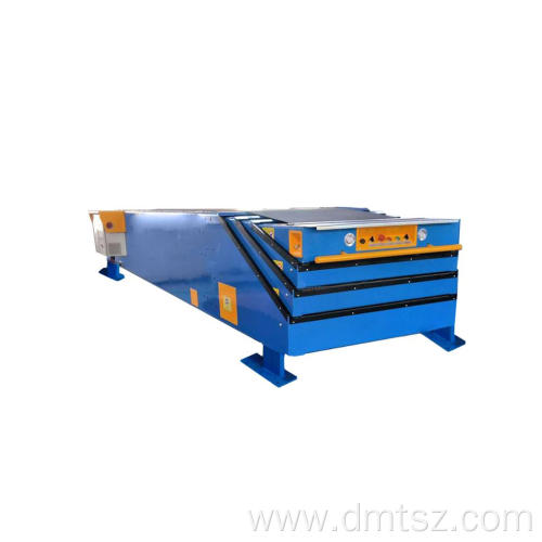 Automatic truck loading conveyor